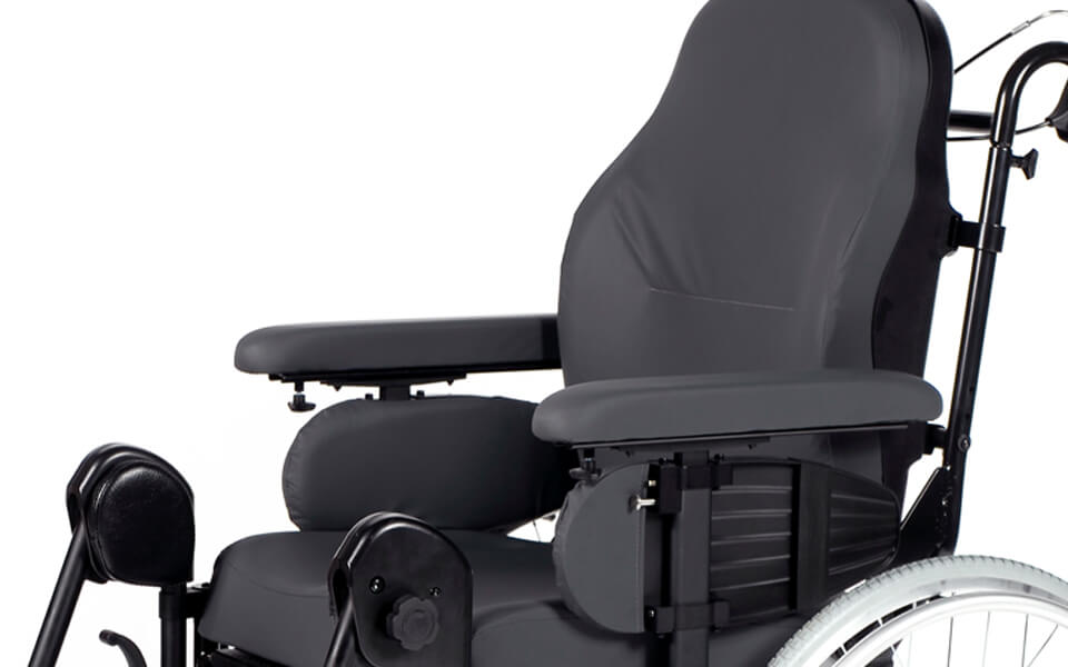BREEZY RELAX² TILT-IN-SPACE WHEELCHAIR - Image 4
